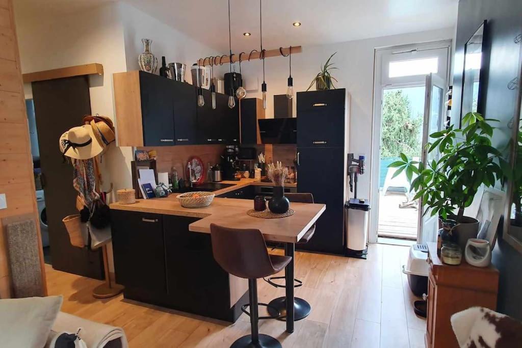 Appart Renove Au Calme Belle Vue Saint-Savin (Hautes-Pyrenees) Exterior foto